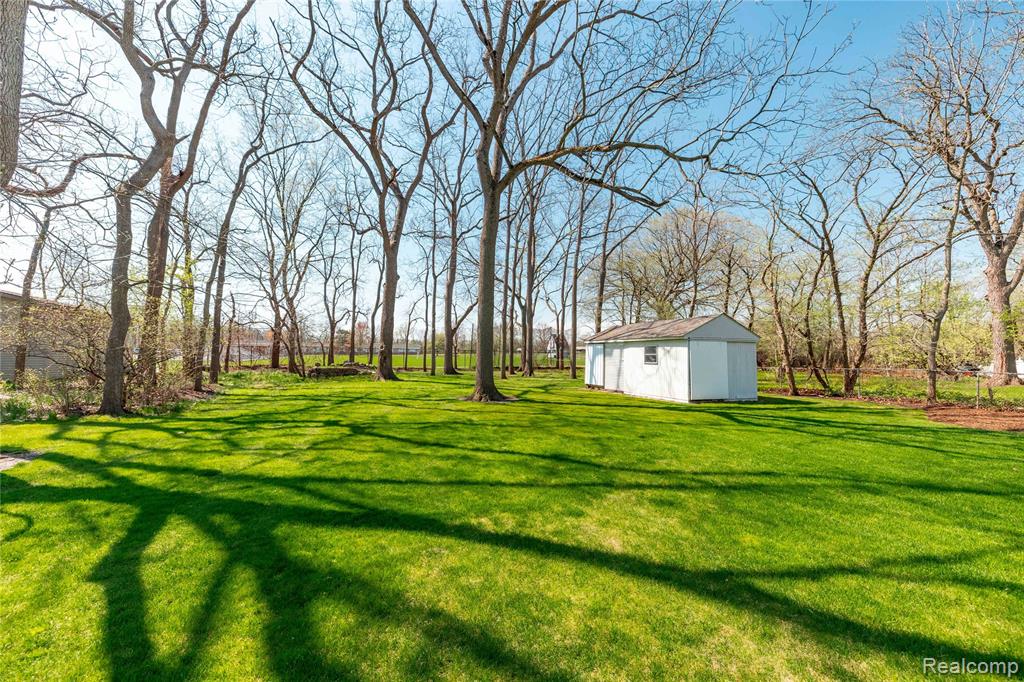 7611 Ferry Road, Grosse Ile, MI 48138 — Photo 6