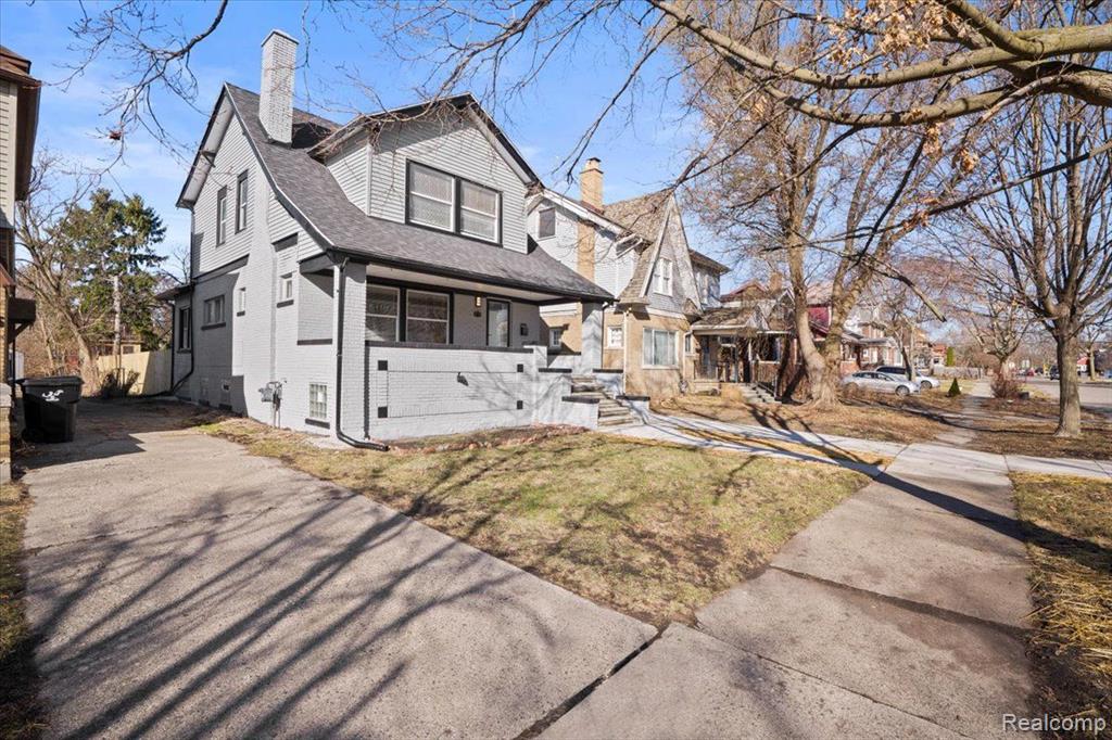 473 CHALMERS Street, Detroit, MI 48215 — Photo 3