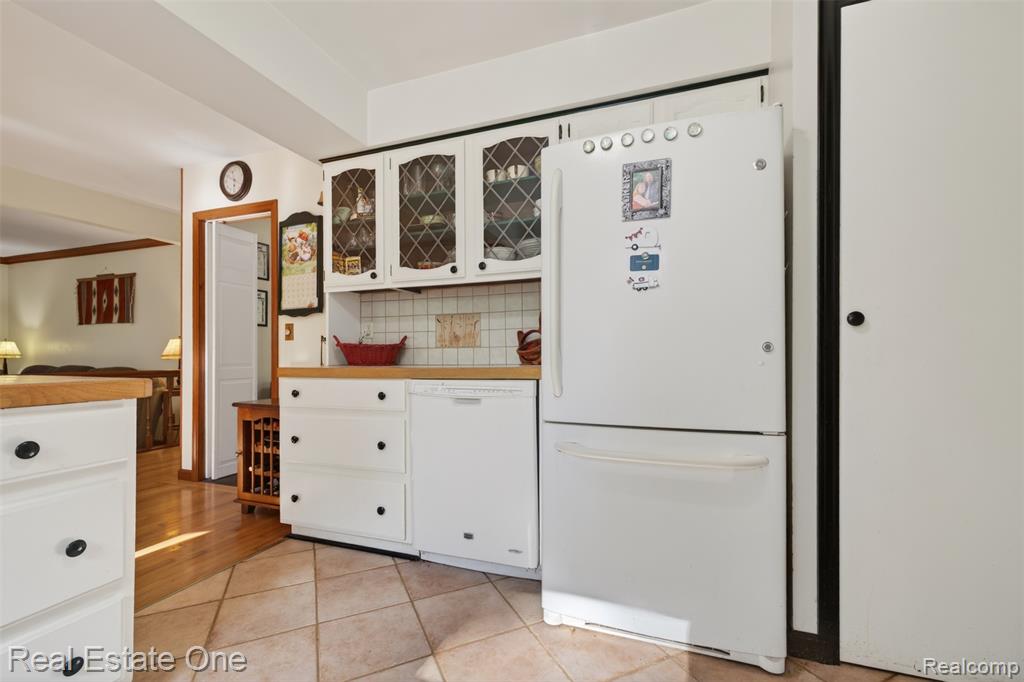 5466 Grange Hall Road, Holly, MI 48442 — Photo 43