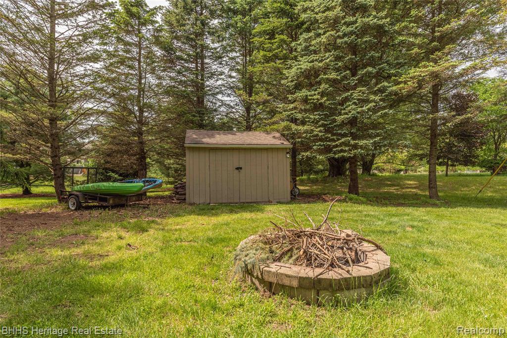 11791 West Lane, Whitmore Lake, MI 48189 — Photo 8