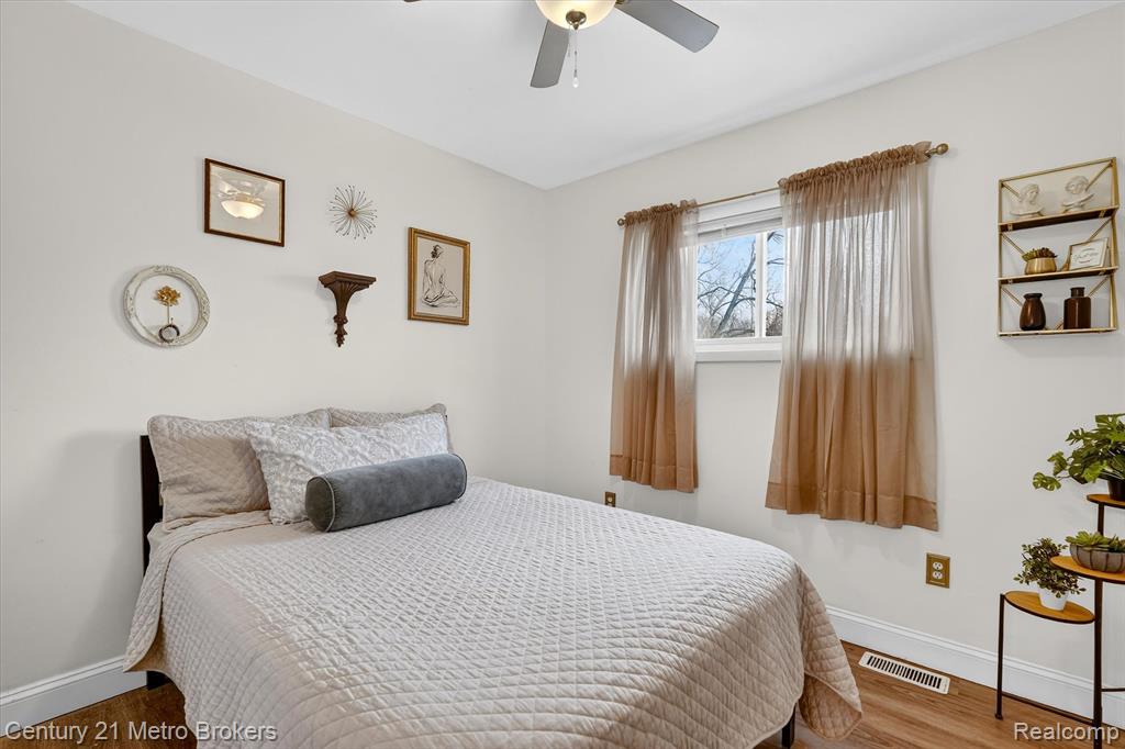 5501 Potter Road, Flint, MI 48506 — Photo 31