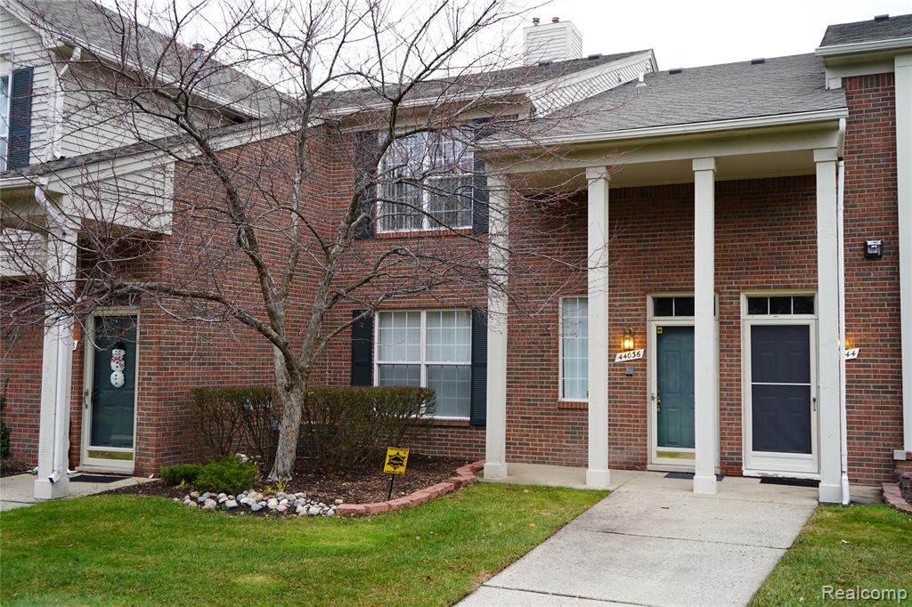 44036 RUSHCLIFFE Drive, Sterling Heights, MI 48313 — front exterior