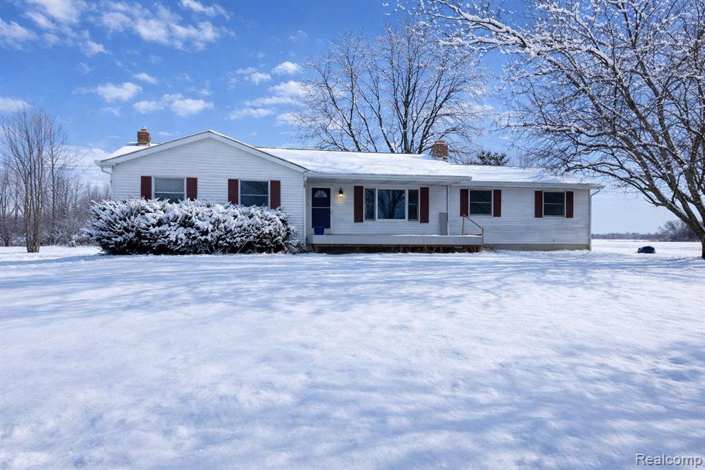 2452 W Willard Road, Clio, MI 48420 — front exterior