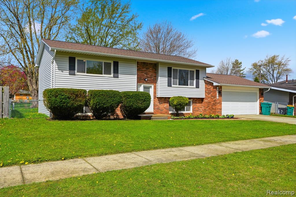 70415 Canterbury Drive, Richmond, MI 48062 — Photo 2