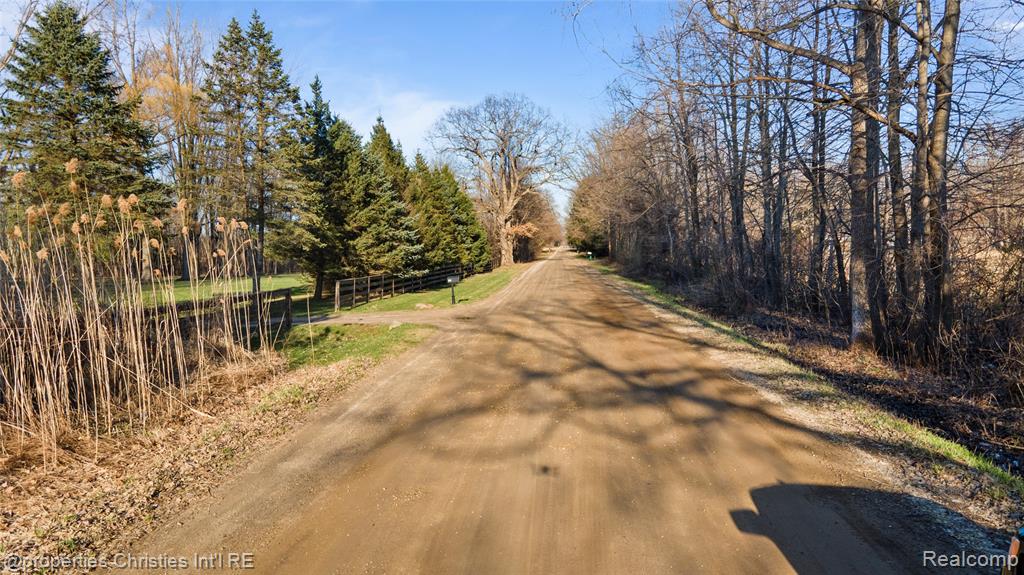 E Hunters creek Rd, Metamora, MI 48455 — Photo 9