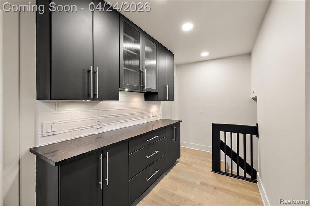 4389 Charing Way, Bloomfield Hills, MI 48304 — Photo 18