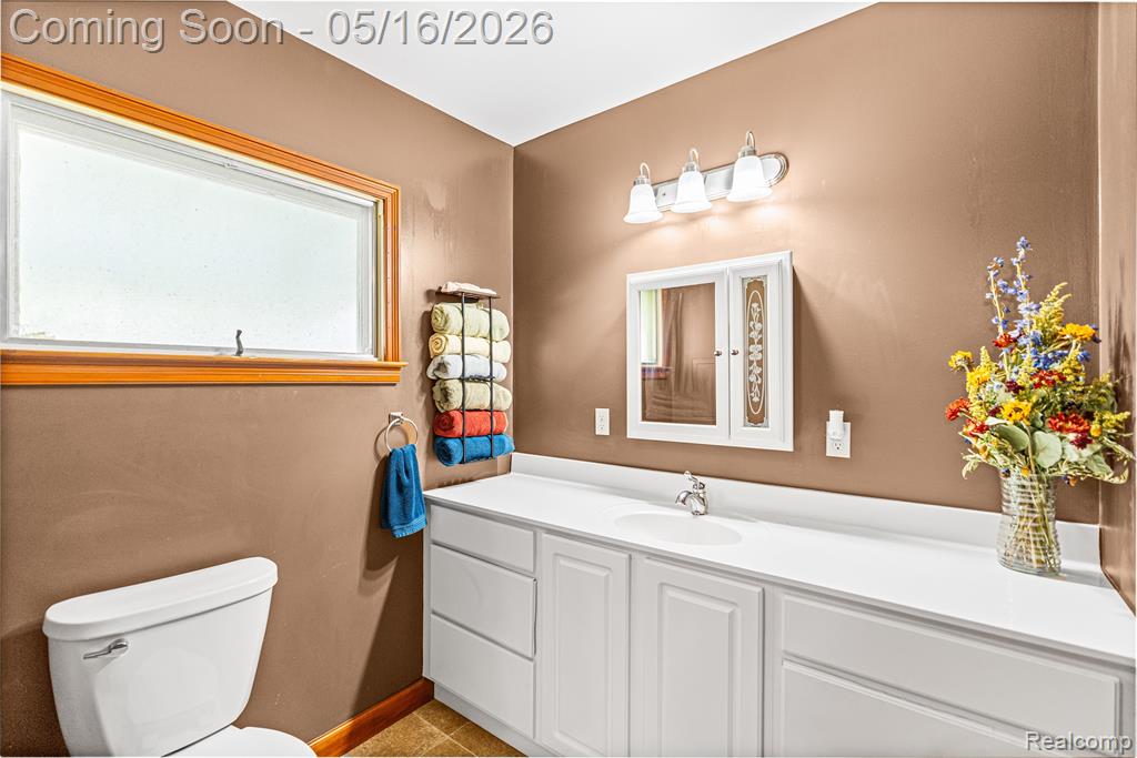 6383 Lapeer Road, Burton, MI 48509 — Photo 19