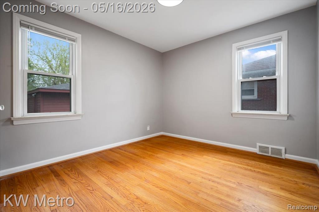 654 Kings Highway, Lincoln Park, MI 48146 — Photo 14