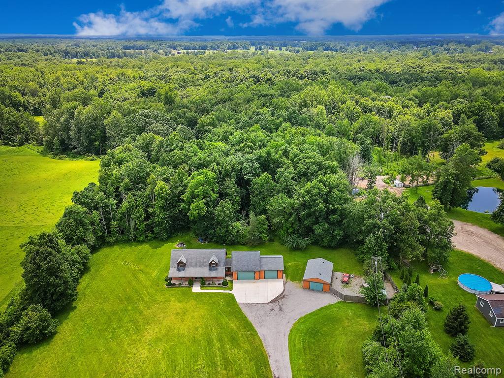 7653 CHASE LAKE Road, Fowlerville, MI 48836 — Photo 79