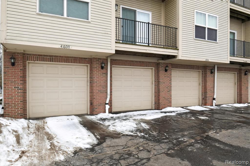 41602 Hamlet Lane, Novi, MI — Photo 36
