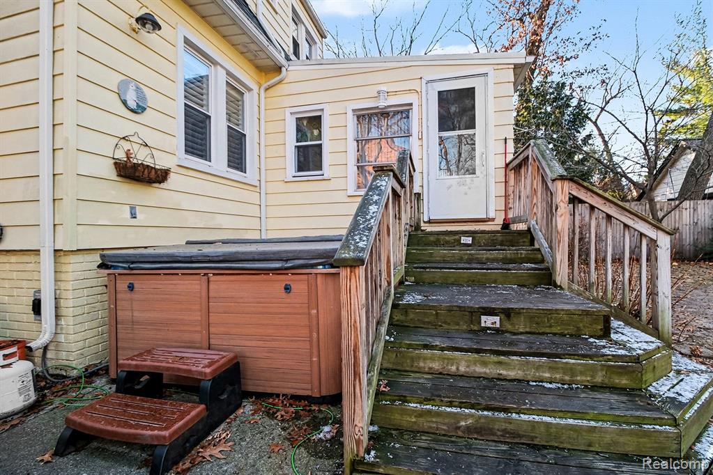 466 W Maplehurst Street, Ferndale, MI 48220 — Photo 24