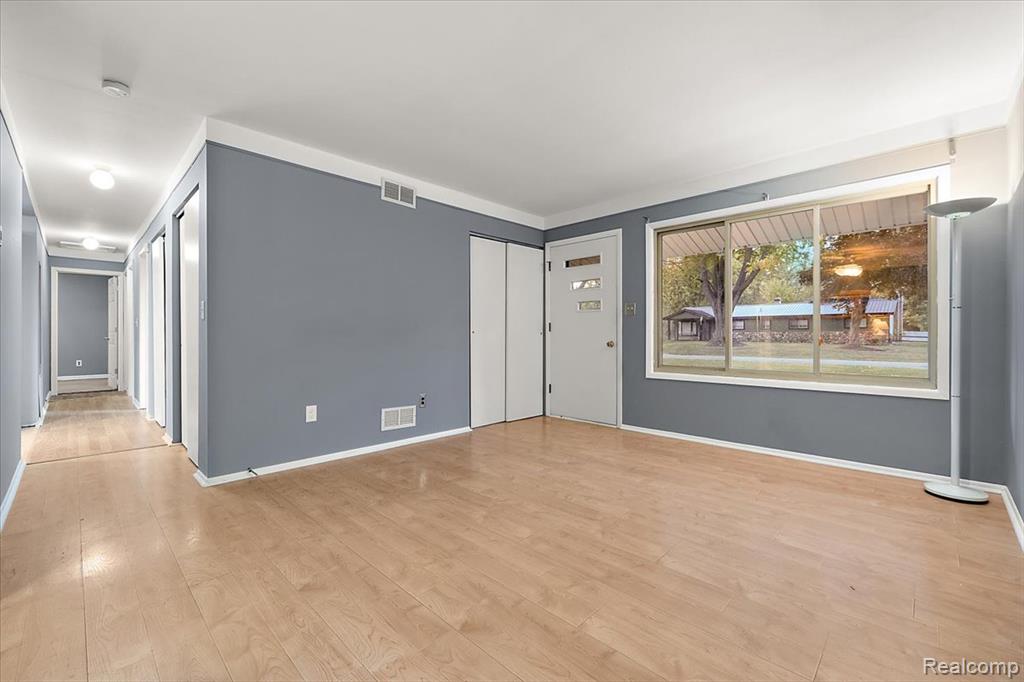 4535 Pinedale Avenue, Clarkston, MI — Photo 6