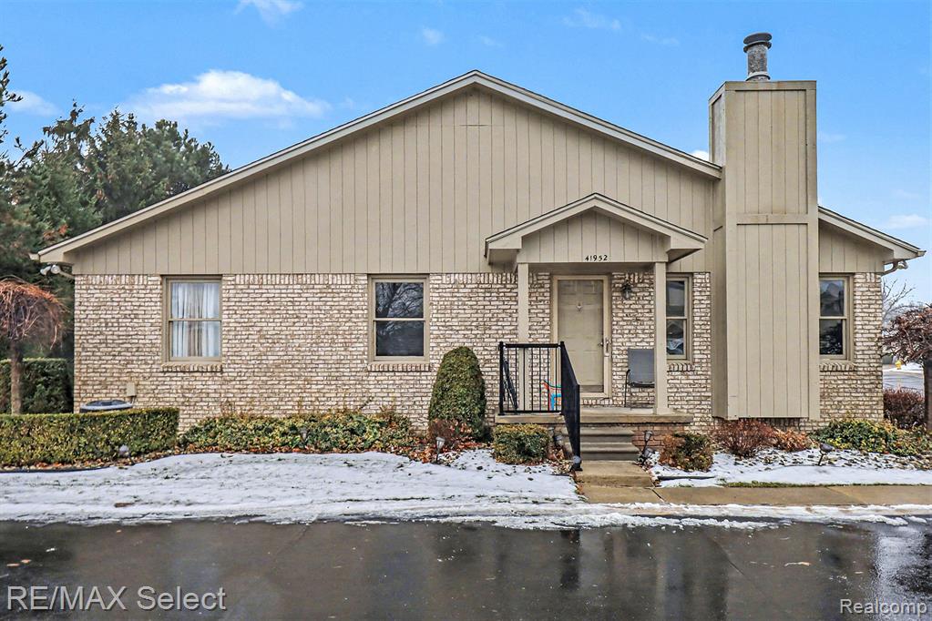 41952 King Edward Court, Clinton Twp, MI 48038 — front exterior