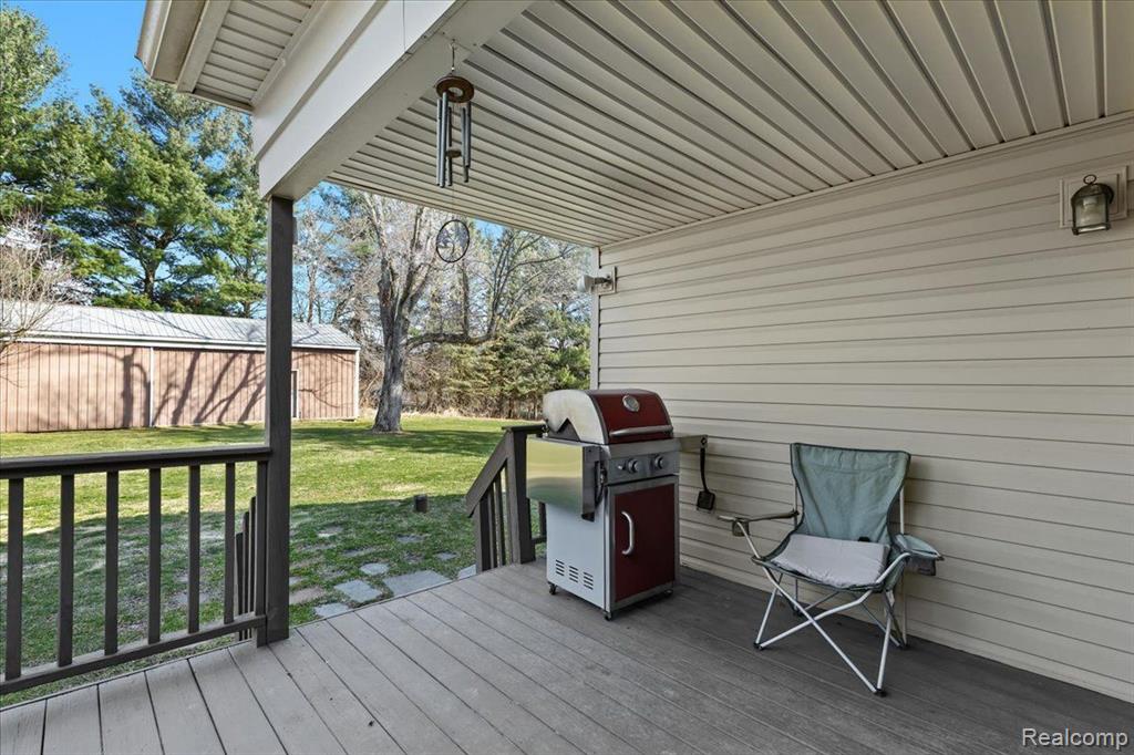 8470 WASHBURN Road, Goodrich Vlg, MI — Photo 11