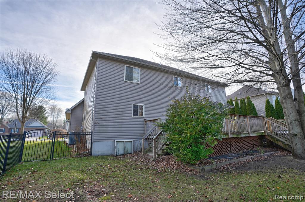 3948 Stoney Ridge Drive, Fort Gratiot, MI 48059 — Photo 6