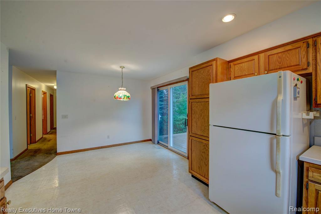 3232 Elecia Drive, Port Huron, MI 48060 — Photo 7