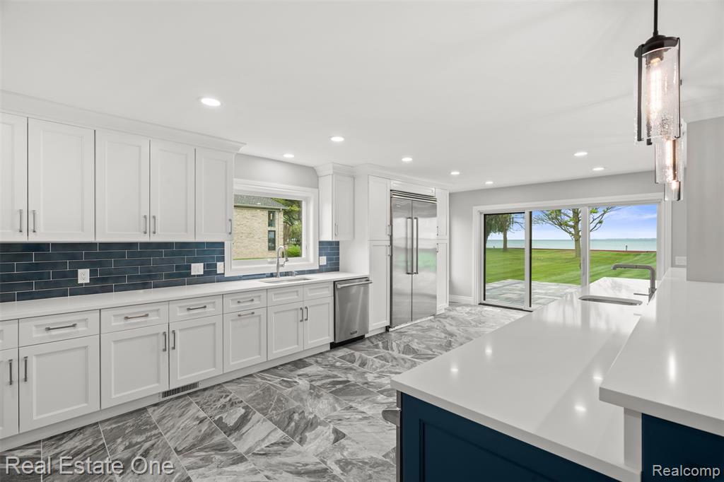 48556 Harbor Drive, Chesterfield, MI 48047 — Photo 17