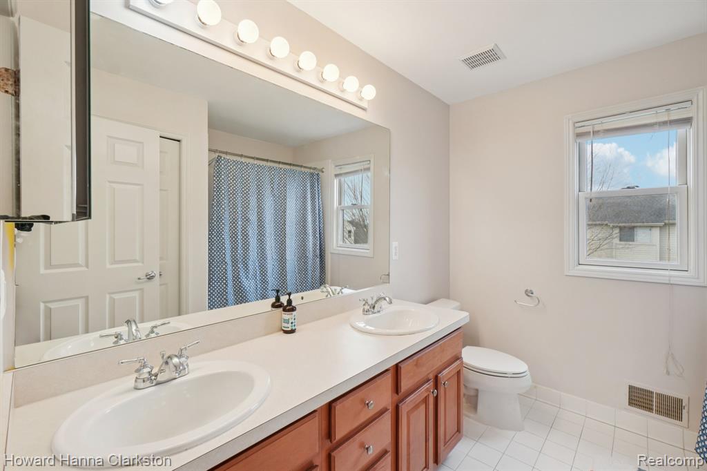 49941 Baychester Boulevard, Canton, MI 48187 — Photo 30