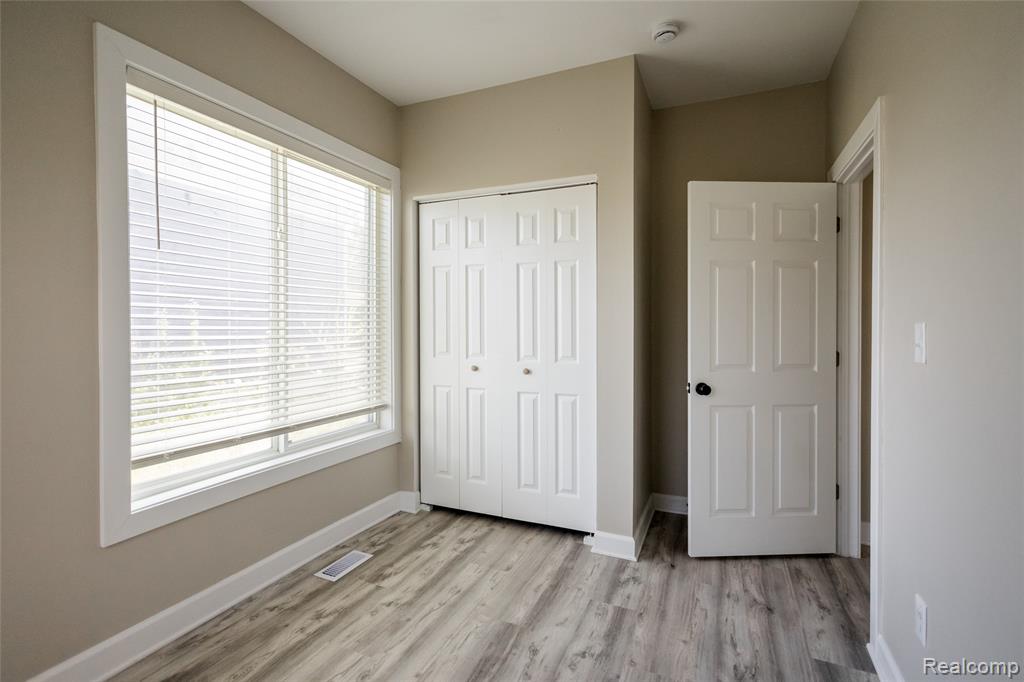 3450 Townsend Street, Detroit, MI 48214 — Photo 10