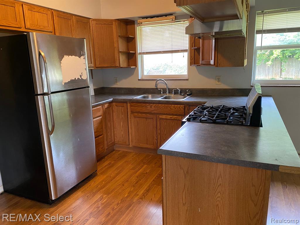 1788 TITTABAWASSEE Road, Saginaw, MI 48604 — Photo 3