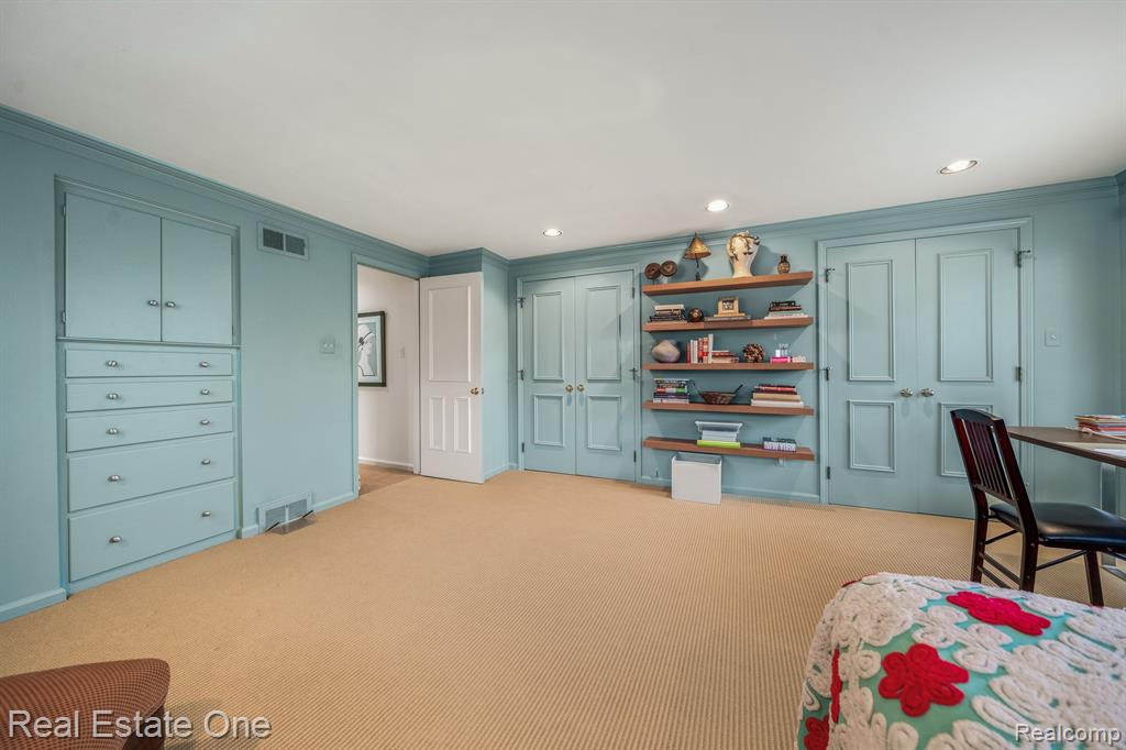 8519 HENDRIE Boulevard, Huntington Woods, MI — Photo 48