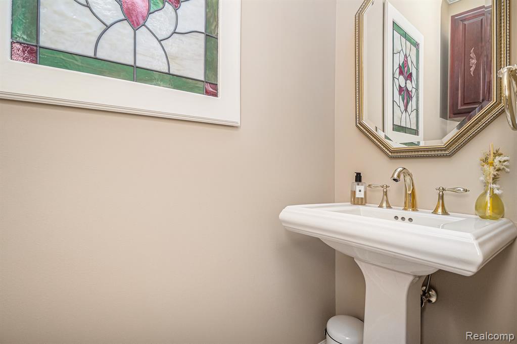 2115 Stonebridge Drive S, Ann Arbor, MI 48108 — Photo 22