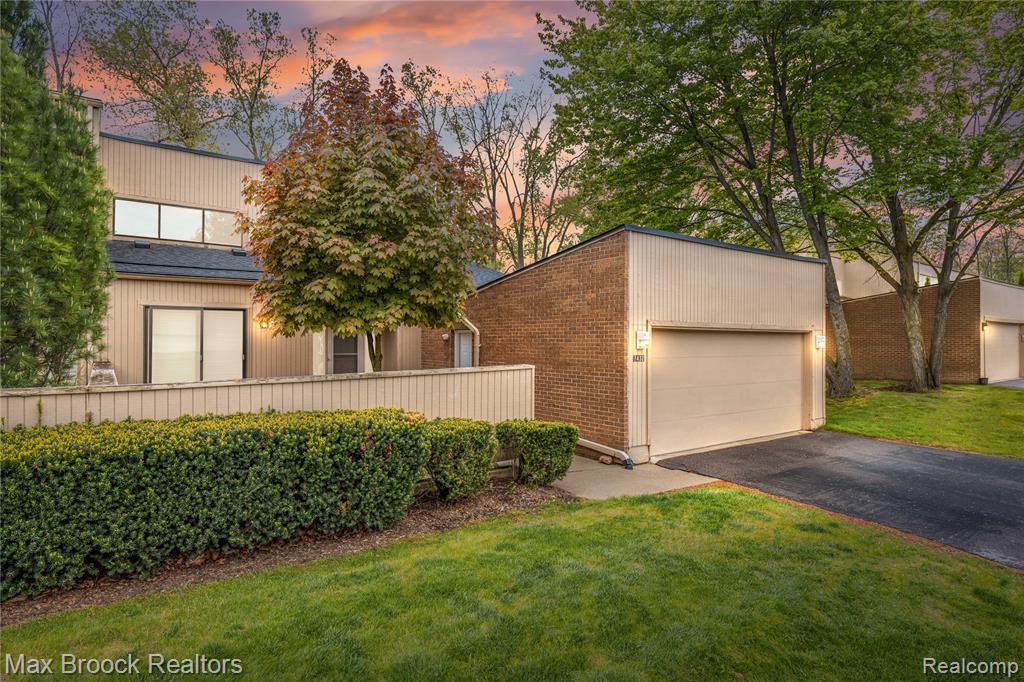 7432 Azalea Court, West Bloomfield, MI — front exterior