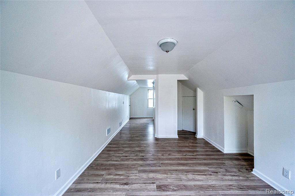 13680 Borgman Street, Oak Park, MI 48237 — Photo 18