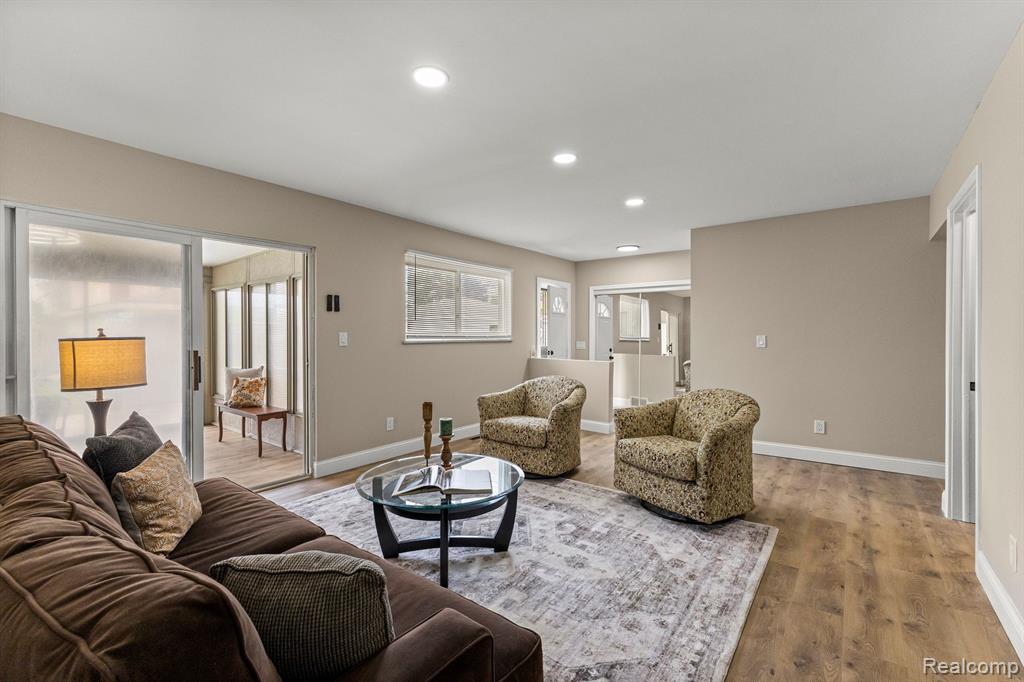 8903 APPLETON, Redford, MI 48239 — Photo 19