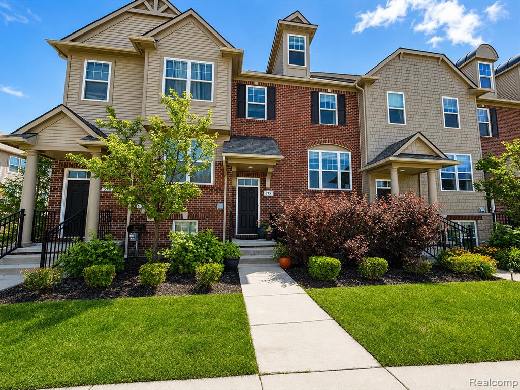 915 Barclay Circle, Rochester Hills, MI 48307 — front exterior