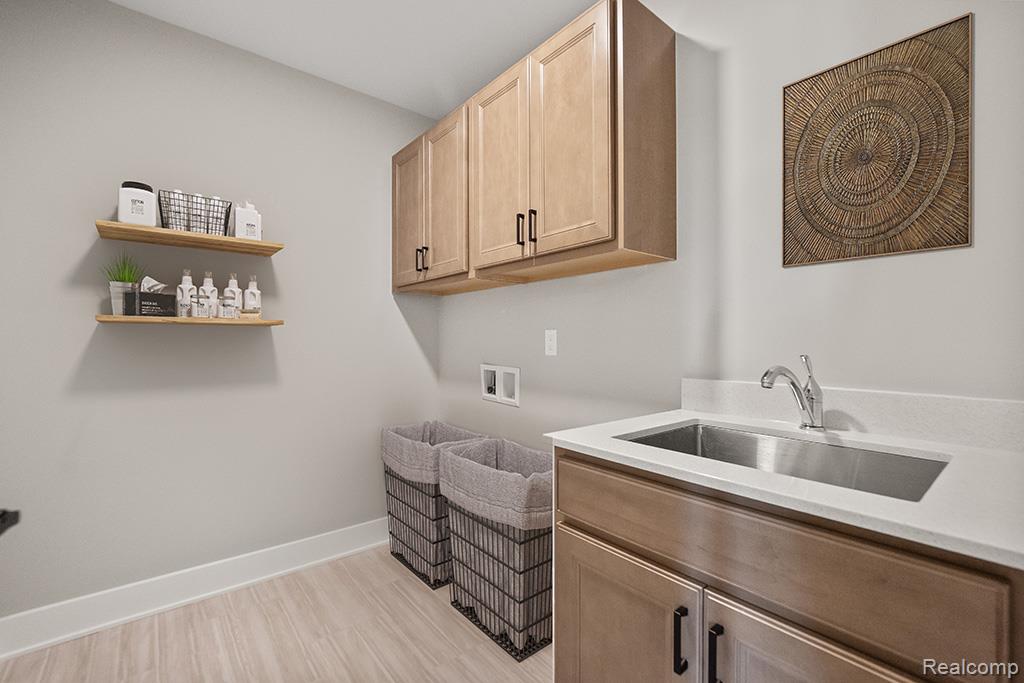 716 Catalpa Drive, Royal Oak, MI 48067 — Photo 14