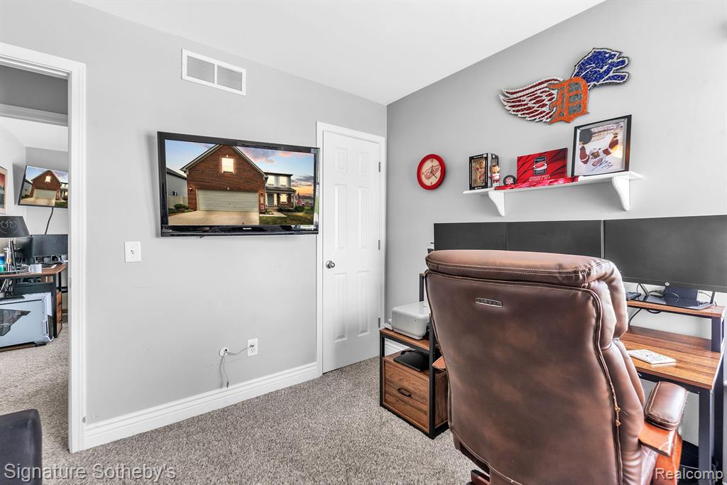 8773 LILLY Drive, Ypsilanti, MI 48197 — Photo 28