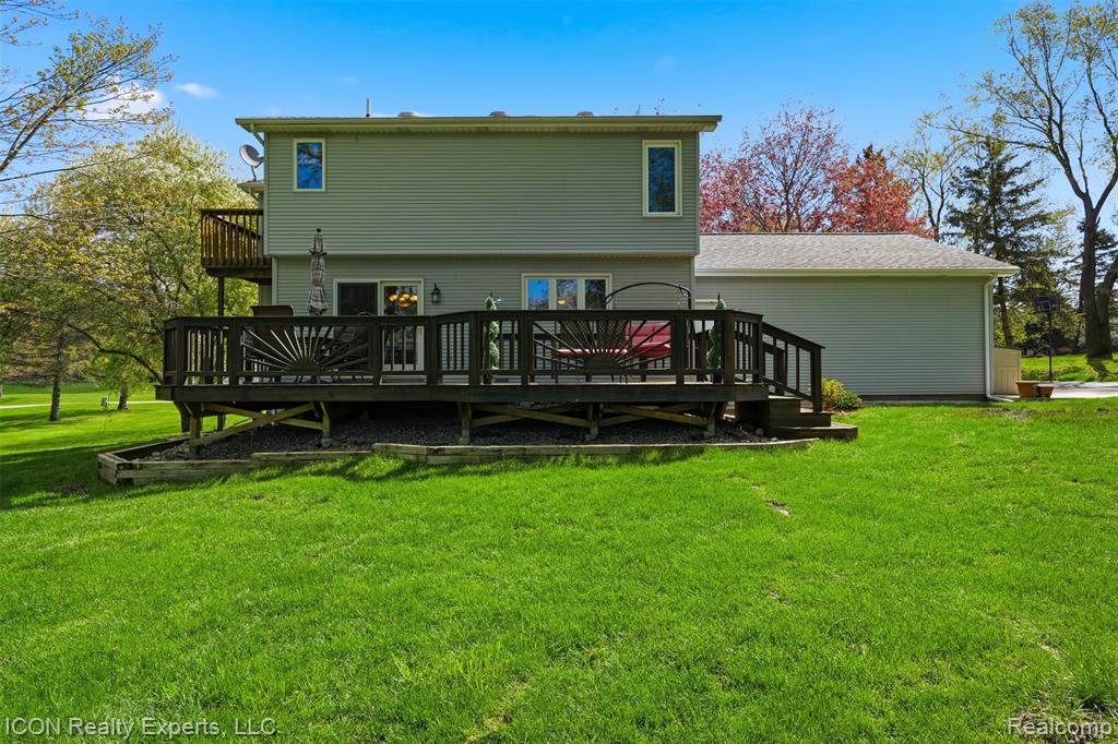 6541 Springfield Lane, Clarkston, MI — Photo 29