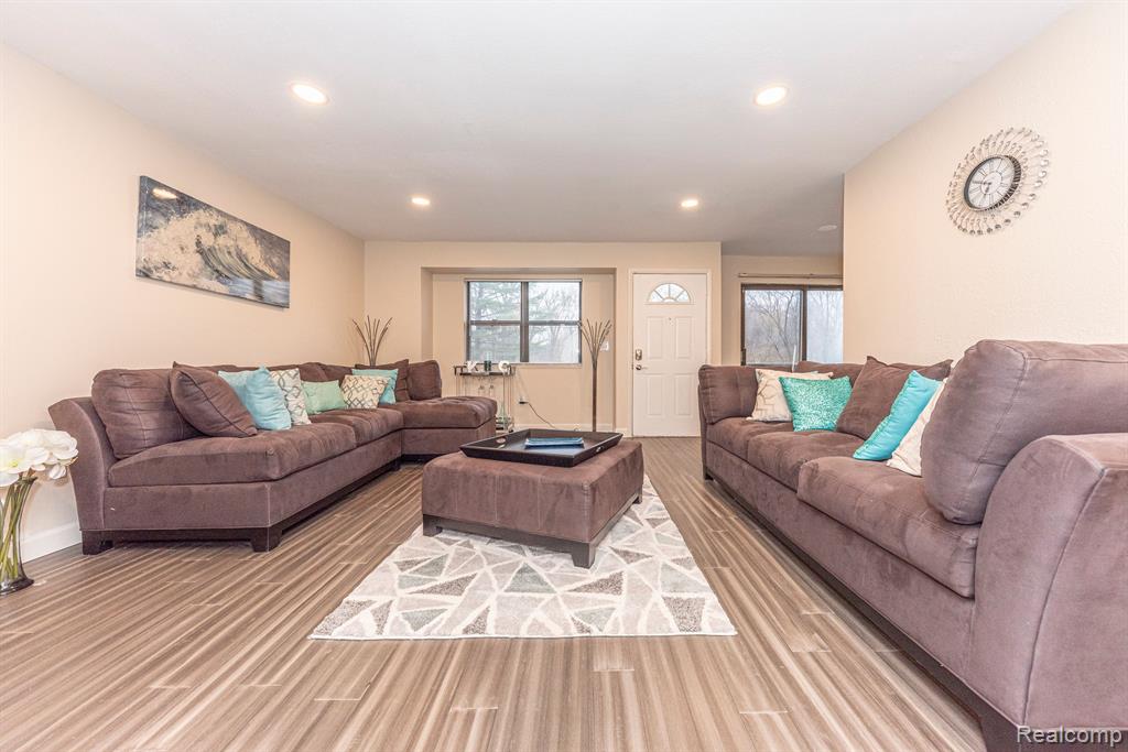 24546 CASHMERE, Southfield, MI 48033 — Photo 3