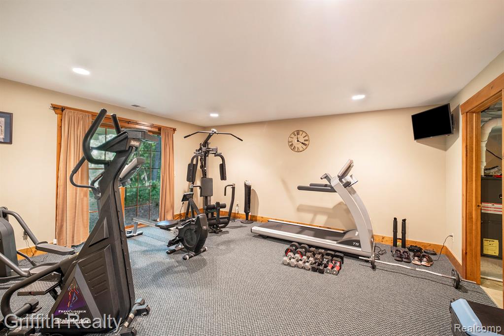 11245 Guyn Drive, Brighton, MI 48114 — Photo 39