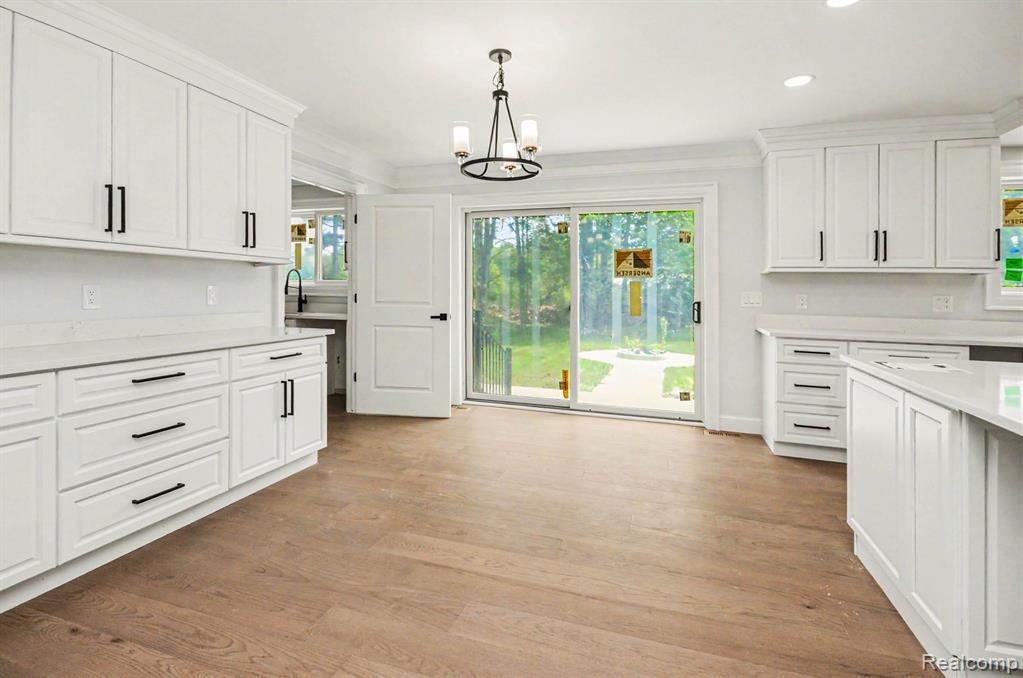 56350 Willow Creek Boulevard, Utica, MI 48316 — Photo 10