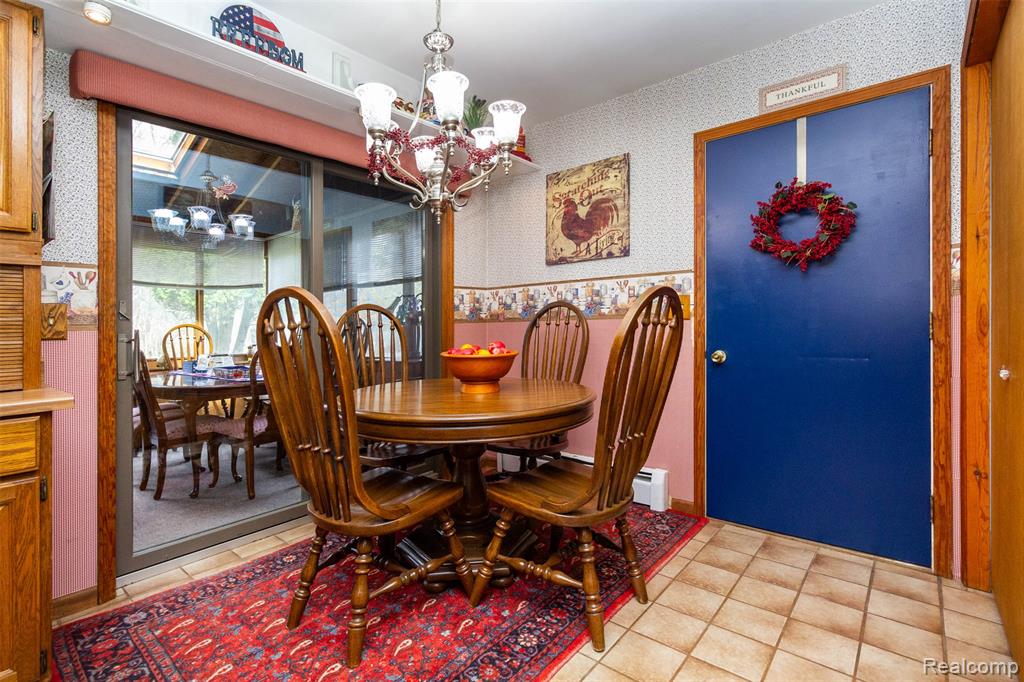 5327 Fern Drive, Fenton, MI 48430 — Photo 15
