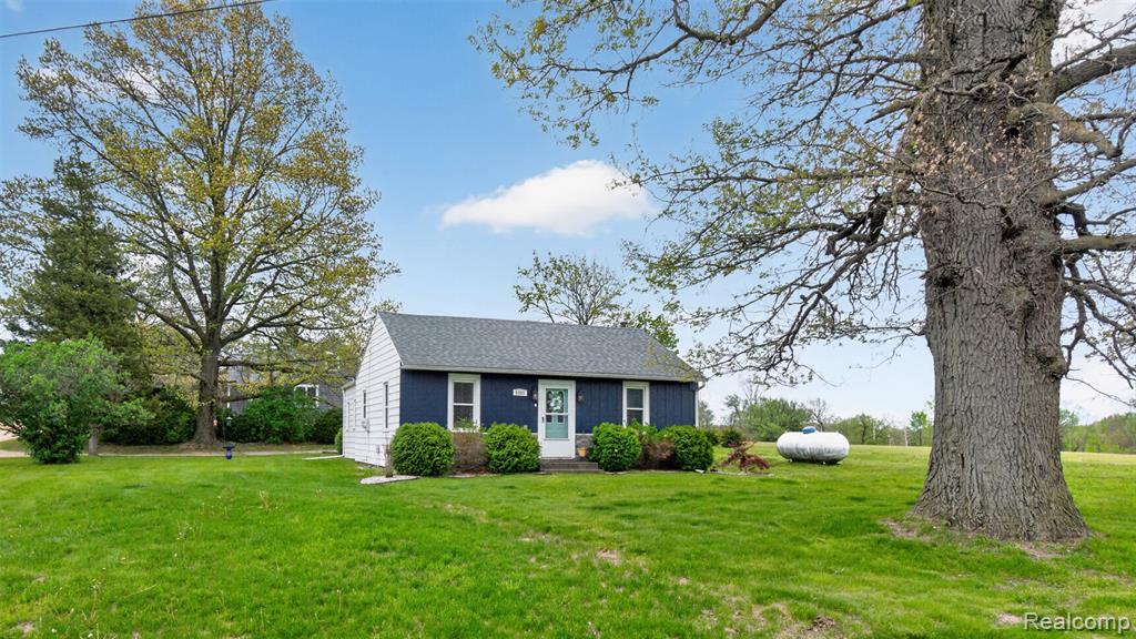 4901 Ann Arbor Road, Jackson, MI 49201 — Photo 4
