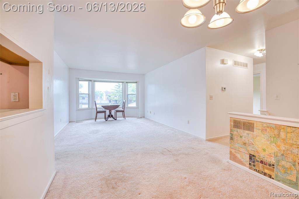 44750 Bayview Drive, 37, Novi, MI 48377 — Photo 8