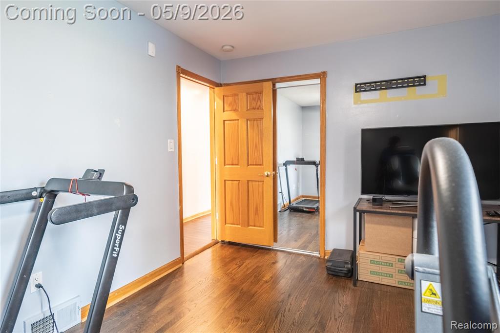 22501 Maple Street, Saint Clair Shores, MI 48081 — Photo 19