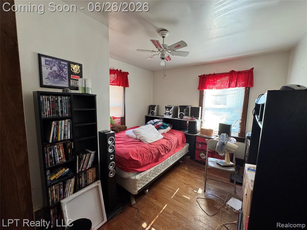 942 2nd Street, Wyandotte, MI 48192 — Photo 12