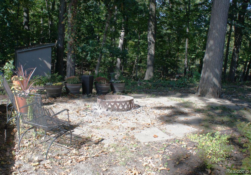 4619 Curtis Lane, Clarkston, MI — Photo 29