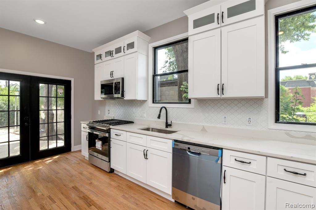 4114 Trumbull Street, Detroit, MI 48208 — Photo 10