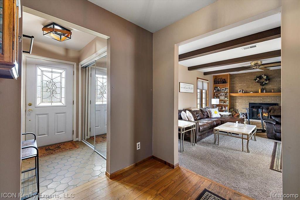 2595 PALMS Road, Columbus, MI — Photo 6