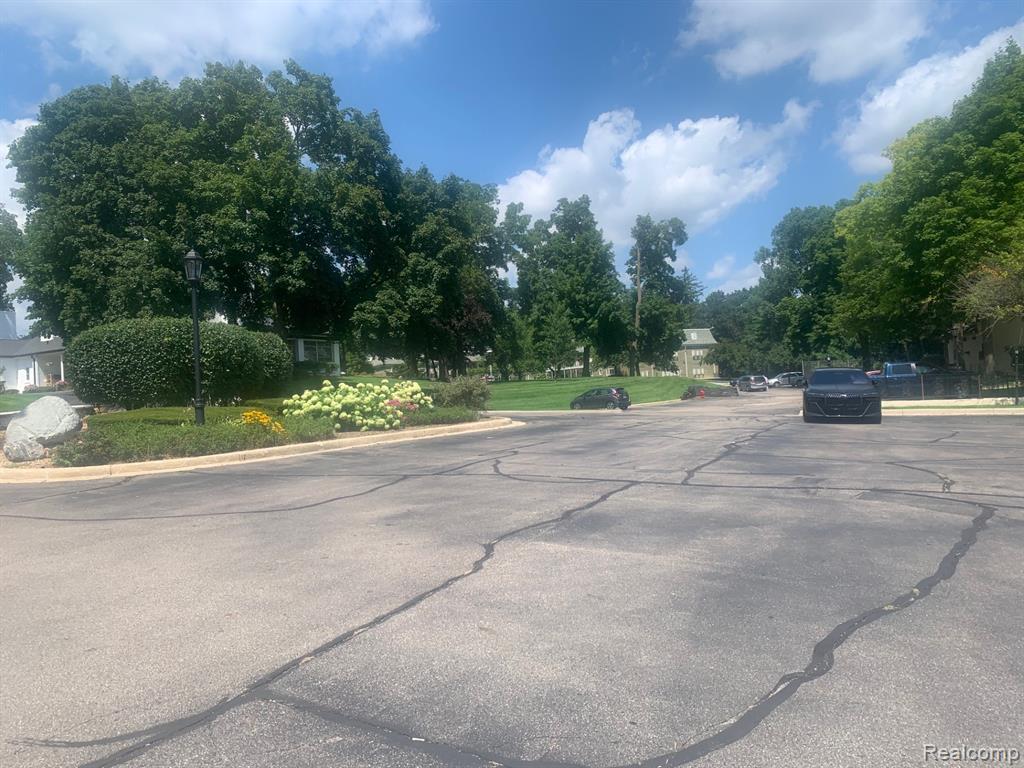 42160 Woodward Avenue Avenue, Bloomfield Hills, MI 48304 — Photo 14