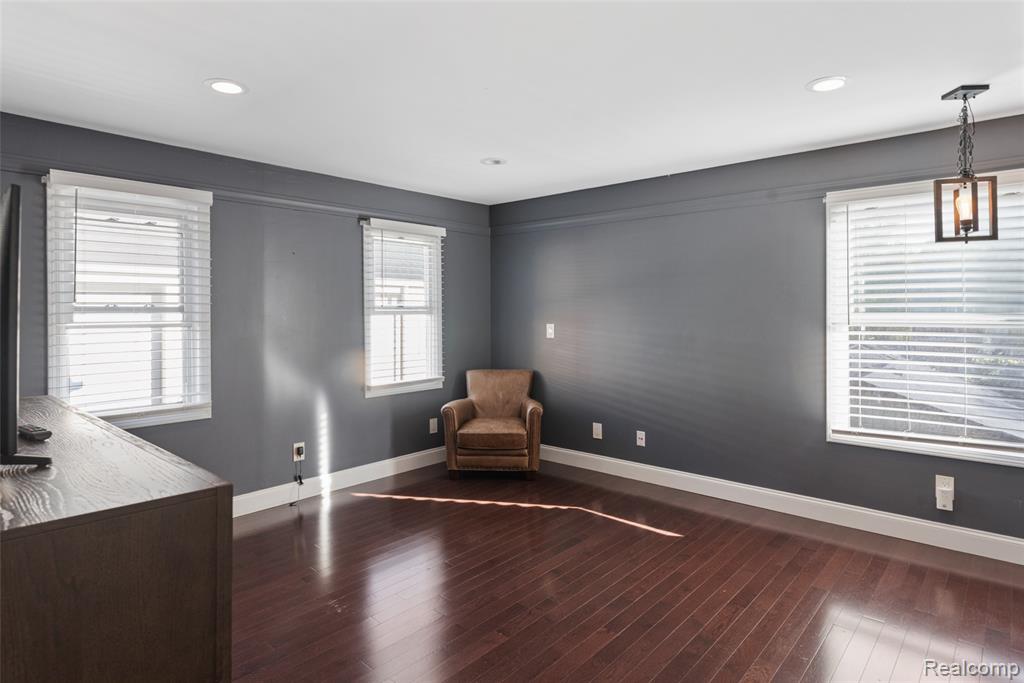 986 Smith Avenue, Birmingham, MI 48009 — Photo 33