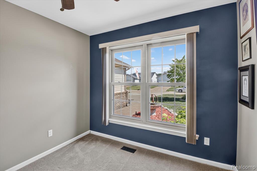 24220 Harrison Street, Clinton Twp, MI 48035 — Photo 36