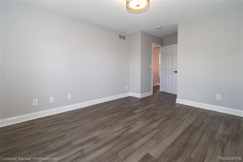 3110 VILLAGE Circle, Ann Arbor, MI 48108 — Photo 20