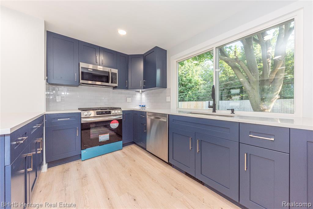 12 Trowbridge Court, Ann Arbor, MI 48108 — Photo 12