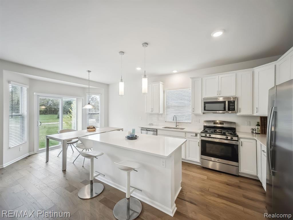 8194 ALYSSA Drive, Brighton, MI 48116 — Photo 16
